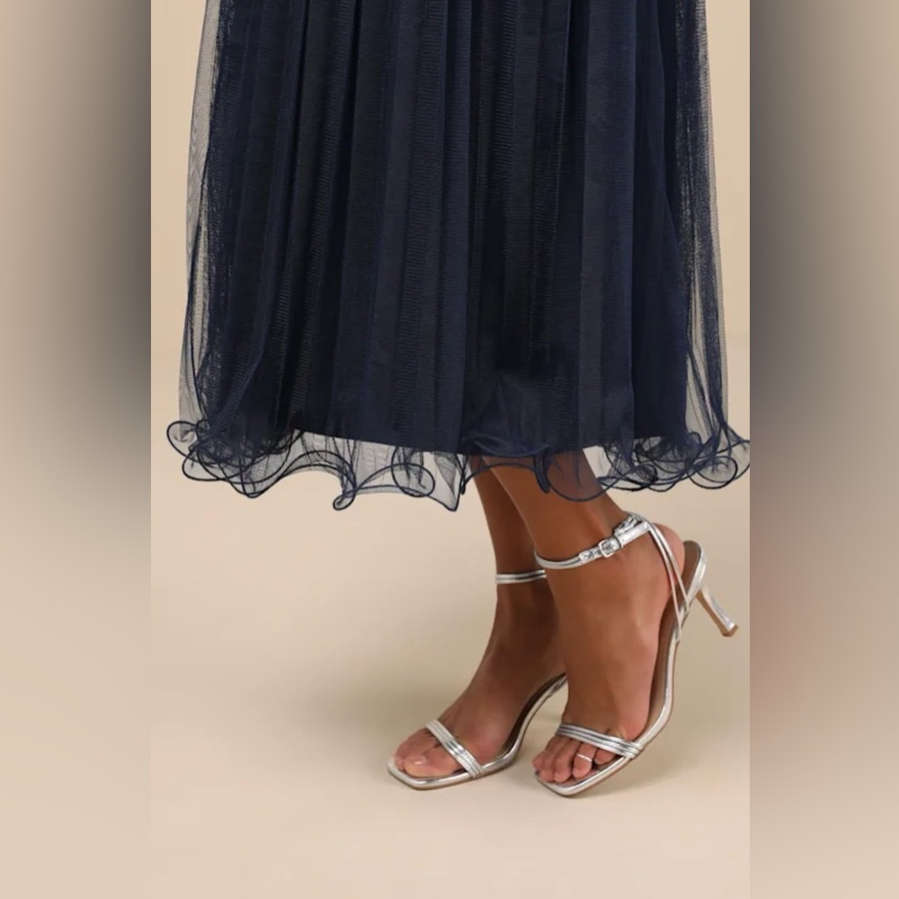 Lulus Exemplary Aura Navy Tulle Midi Dress L NWT - Picture 3 of 6